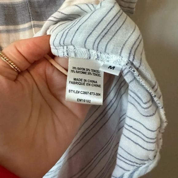 Side Stitch Button Up Medium - Picture 3 of 5